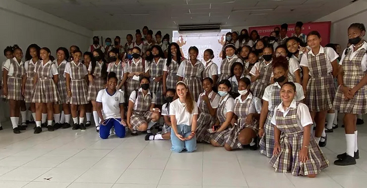 Cambiando las reglas: Menstruación digna para las niñas de Cartagena